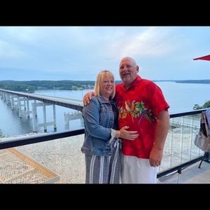 Meet your Posher, Sharon